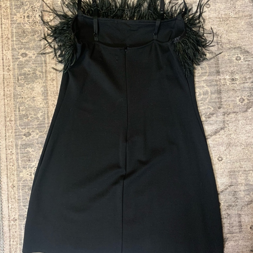 Chic Black Feather Trim Mini Dress Urban Outfitters Clarissa Size 12 - Picture 10 of 10